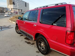 1998 Lincoln Navigator I, пурпурный, 830000 рублей, вид 3