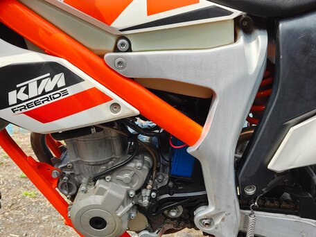 2017 KTM Freeride 350, белый, 500000 рублей, вид 4