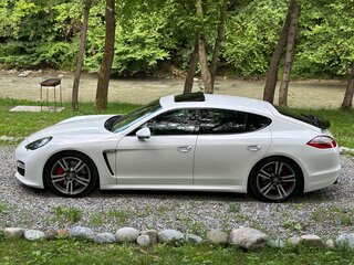 2013 Porsche Panamera GTS I, белый, 2700000 рублей, вид 4