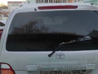 1999 Toyota Land Cruiser 100 Series, серебристый, 2490000 рублей, вид 3