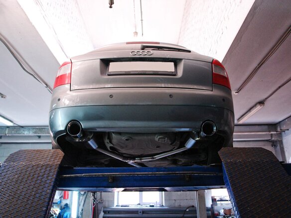 2003 Audi A4 II (B6), серый - вид 4