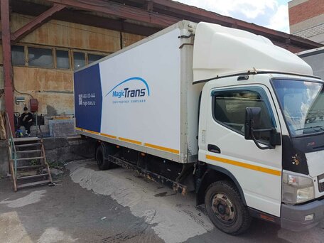 2010 Fuso (Mitsubishi) Canter, белый, 1890000 рублей, вид 2
