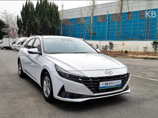 2023 Hyundai Avante VII, белый, 1431000 рублей, вид 3