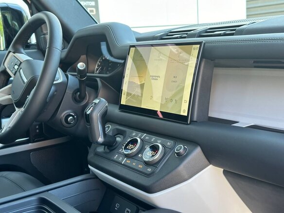 2023 Land Rover Defender 110 II, белый, 12500000 рублей - вид 28
