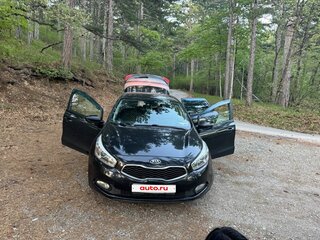 2014 Kia Ceed II, чёрный, 975000 рублей, вид 2