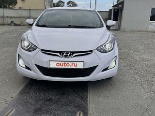 2014 Hyundai Elantra V (MD) Рестайлинг, белый, 1300000 рублей, вид 1