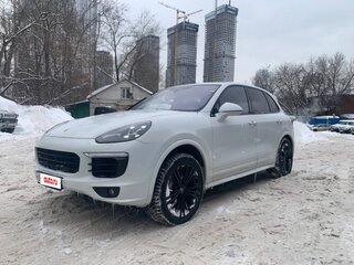 2015 Porsche Cayenne S Diesel II Рестайлинг (958), белый, 4800000 рублей, вид 1