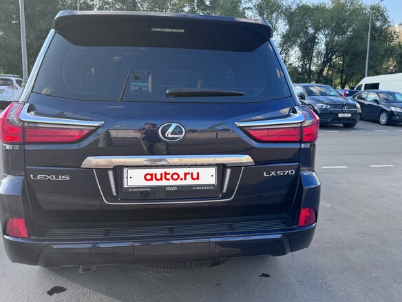 2019 Lexus LX 570 III Рестайлинг 2, синий, 8975000 рублей - вид 9