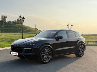 2020 Porsche Cayenne III, чёрный, 8500058 рублей, вид 3