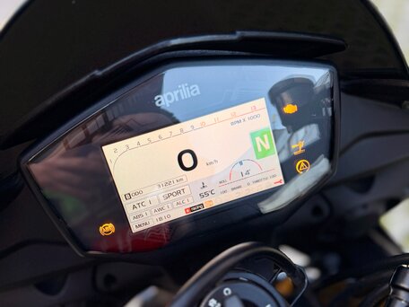 2019 Aprilia Tuono V4, чёрный, 1100000 рублей, вид 5