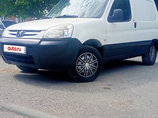 2010 Peugeot Partner II, белый, 299000 рублей, вид 1