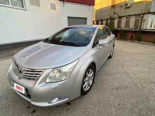 2011 Toyota Avensis III, серебристый, 950000 рублей, вид 2