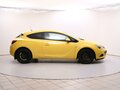 2013 Opel Astra GTC J Рестайлинг, жёлтый - вид 3
