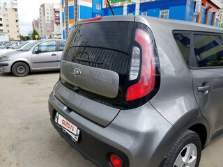 2017 Kia Soul II Рестайлинг, серый, 1550000 рублей, вид 3