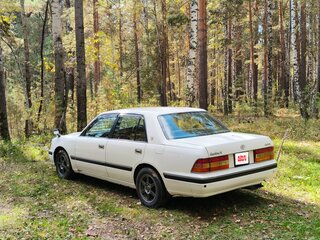 1996 Toyota Crown X (S150), белый, 780000 рублей, вид 5