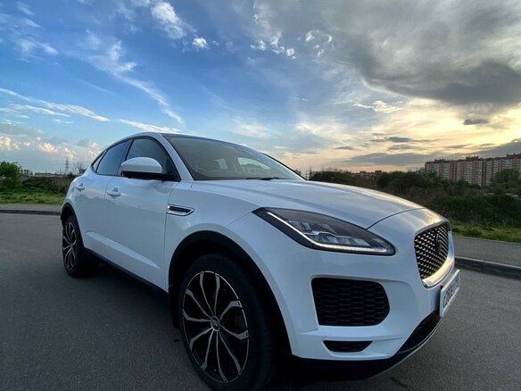 2019 Jaguar E-Pace I, белый, 2800000 рублей