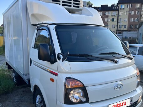 2013 Hyundai Porter II, белый, 1300000 рублей, вид 2