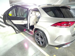 2021 Mercedes-Benz GLE 300 d II (V167), серый, 8400000 рублей, вид 2