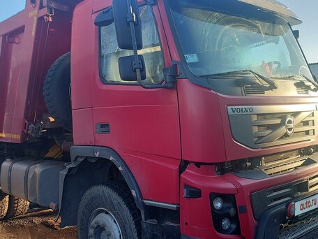2013 Volvo FM, красный, 4000000 рублей, вид 2