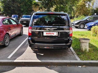 2014 Chrysler Voyager Grand V Рестайлинг, чёрный, 1850000 рублей, вид 5