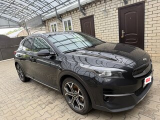 2020 Kia XCeed I, чёрный, 2000000 рублей, вид 1