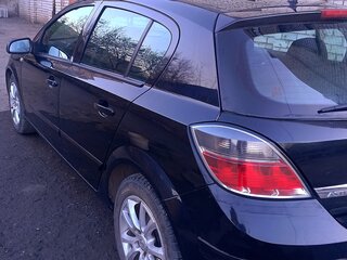 2007 Opel Astra H Рестайлинг, чёрный, 550000 рублей, вид 5