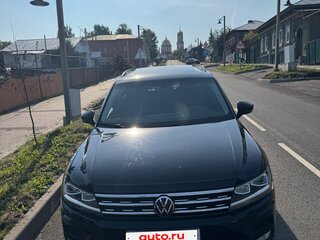 2021 Volkswagen Tiguan Allspace II, чёрный, 2550000 рублей, вид 2