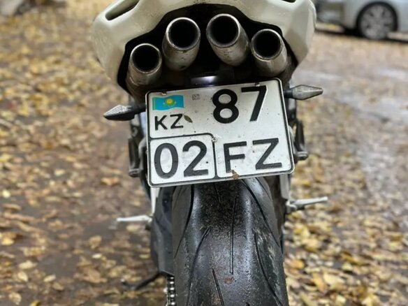 2015 MV Agusta F4 1000, белый, 1500000 рублей - вид 7