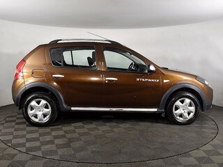 2013 Renault Sandero Stepway I, коричневый, 680000 рублей, вид 3