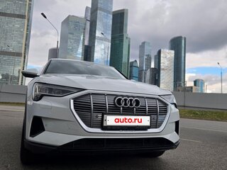 2021 Audi e-tron 55 I, белый, 5200000 рублей, вид 4