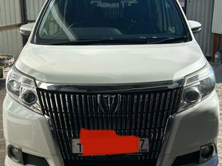2015 Toyota Esquire I, белый, 2200000 рублей, вид 2