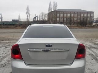 2008 Ford Focus II Рестайлинг, серебристый, 680000 рублей, вид 5