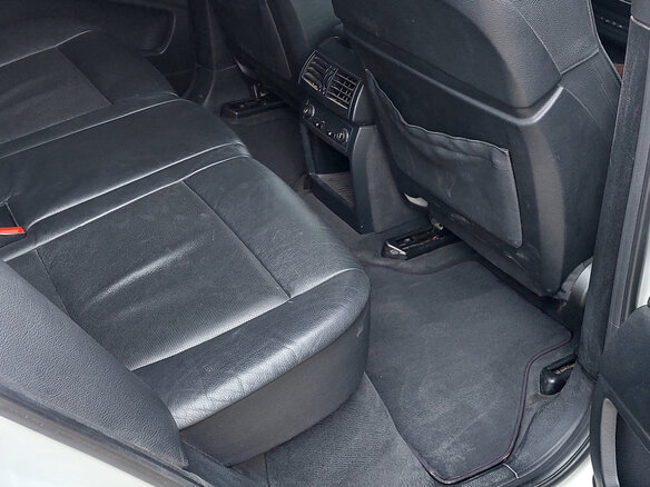2012 BMW X5 50i II (E70) Рестайлинг, белый, 1850000 рублей - вид 8