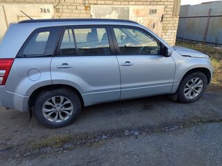 2014 Suzuki Grand Vitara II Рестайлинг 2, серебристый, 1300000 рублей, вид 2