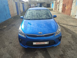 2018 Kia Rio IV, синий, 1550000 рублей, вид 1