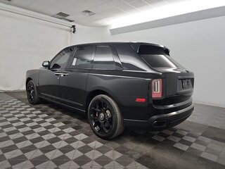 2022 Rolls-Royce Cullinan Black Badge I (Series I), чёрный, 42197194 рублей, вид 3