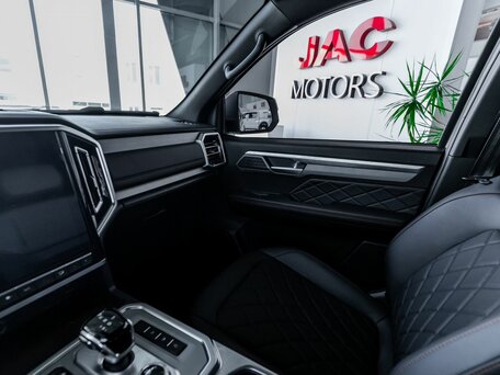 JAC T9
