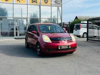 2005 Nissan Note I, красный, 599999 рублей, вид 4
