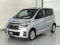 2017 Nissan Dayz I Рестайлинг, серебристый, 729000 рублей - вид 2