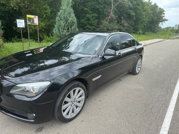 2012 BMW 7 серии Long 740Li V (F01/F02/F04), чёрный, 1700000 рублей - вид 6