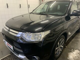 2015 Mitsubishi Outlander III Рестайлинг, чёрный, 2890000 рублей, вид 4