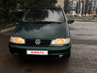 1998 Volkswagen Sharan I, зелёный, 500000 рублей, вид 1