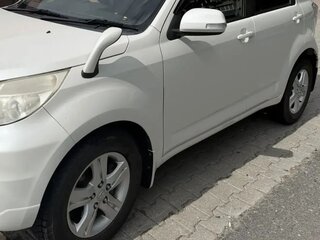 2010 Toyota Rush I, белый, 1000000 рублей, вид 4