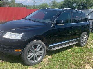 2005 Volkswagen Touareg I, чёрный, 1500000 рублей, вид 3