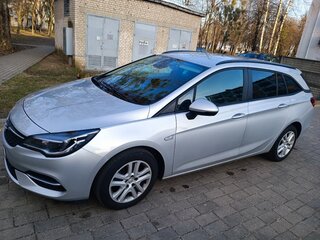 2019 Opel Astra K Рестайлинг, серебристый, 1400000 рублей, вид 1
