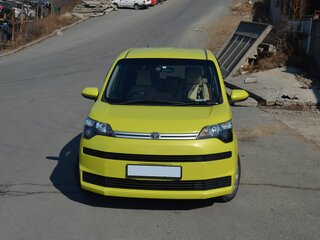 2015 Toyota Spade, зелёный, 680000 рублей, вид 3