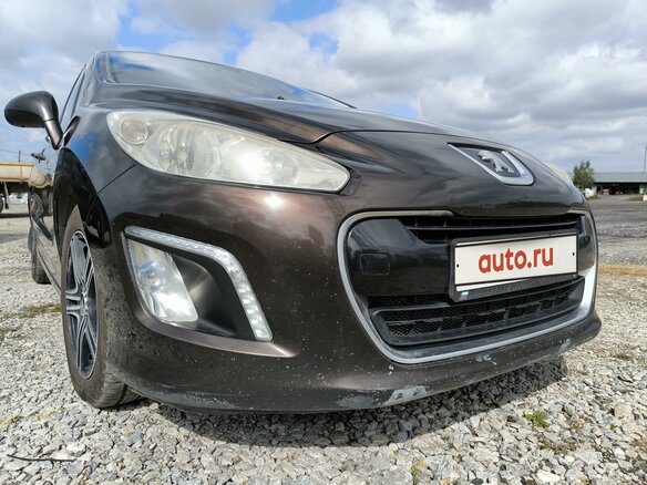 2011 Peugeot 308 I Рестайлинг, коричневый, 580000 рублей - вид 20