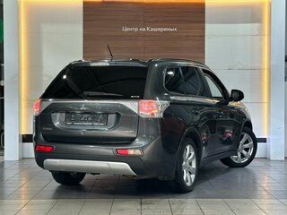 2014 Mitsubishi Outlander III Рестайлинг, серый, 1479000 рублей, вид 4