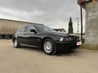 2001 BMW 5 серии 520i IV (E39) Рестайлинг, чёрный, 700000 рублей, вид 3