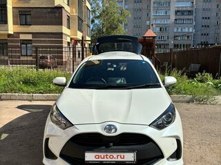 2020 Toyota Yaris IV, белый, 1315000 рублей, вид 1